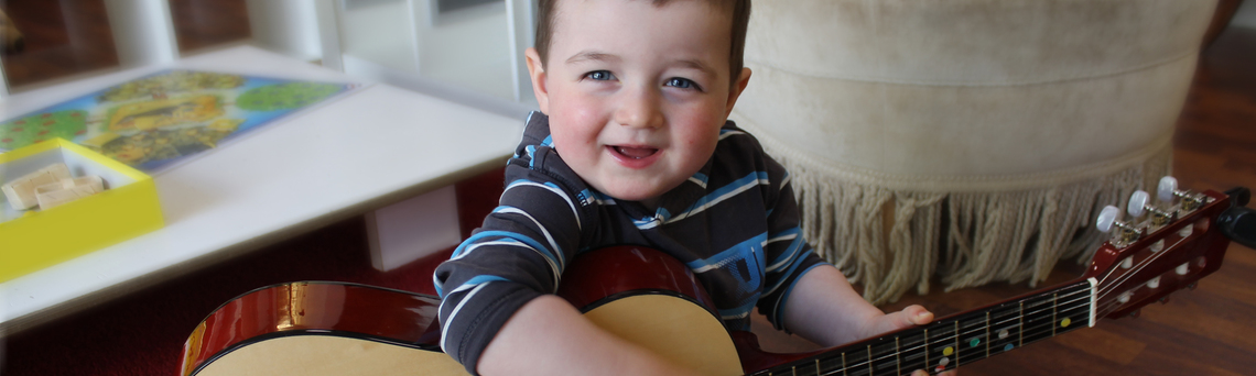 Diashow zum Marktauftritt und zur visuellen Identität des Unternehmens