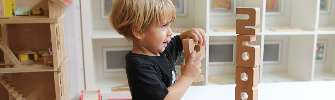 Diashow zum Marktauftritt und zur visuellen Identität des Unternehmens