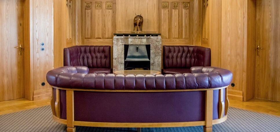 Diashow zum Marktauftritt und zur visuellen Identität des Unternehmens