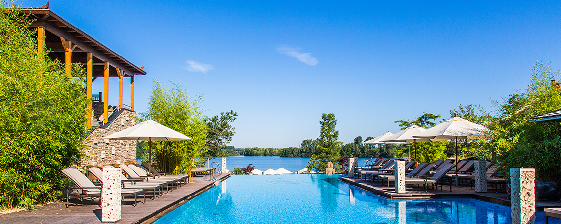 Diashow zum Marktauftritt und zur visuellen Identität des Unternehmens