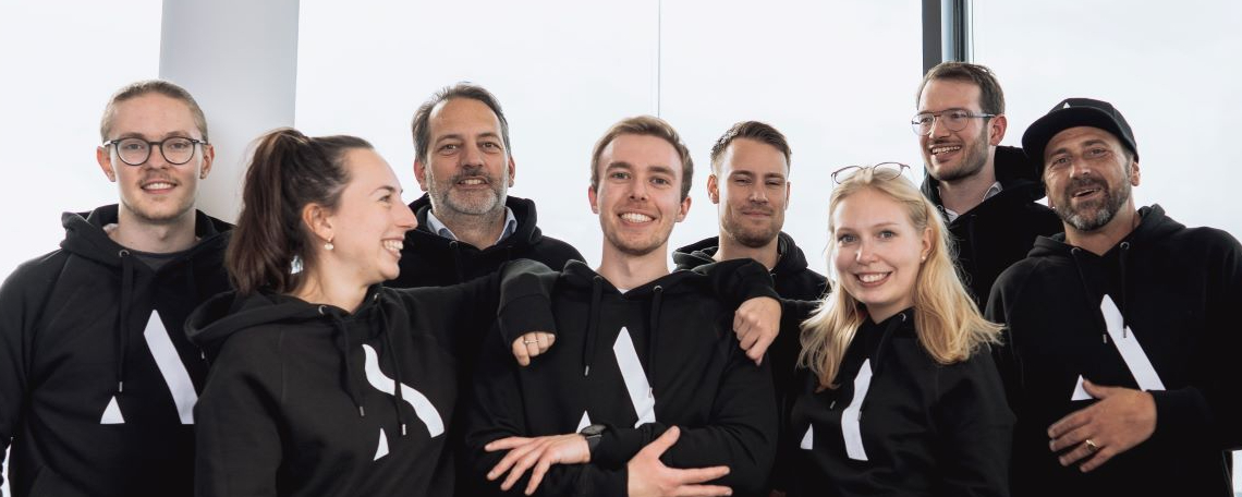 Diashow zum Marktauftritt und zur visuellen Identität des Unternehmens