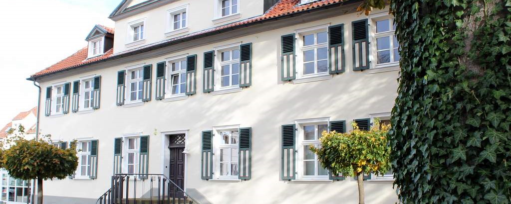 Diashow zum Marktauftritt und zur visuellen Identität des Unternehmens