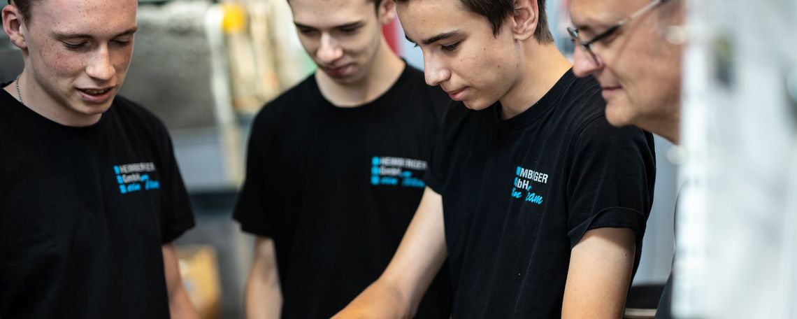 Diashow zum Marktauftritt und zur visuellen Identität des Unternehmens