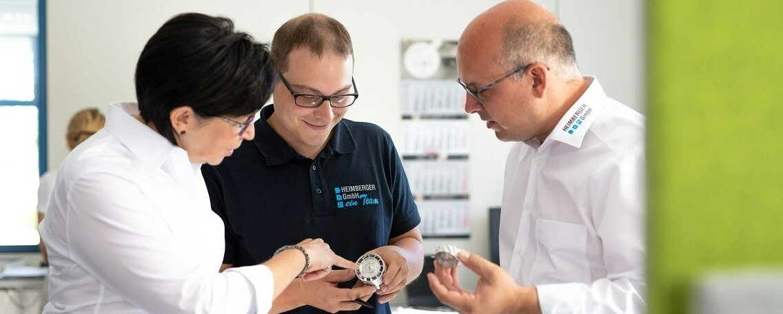 Diashow zum Marktauftritt und zur visuellen Identität des Unternehmens