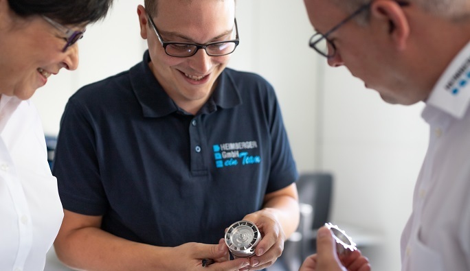 Diashow zum Marktauftritt und zur visuellen Identität des Unternehmens