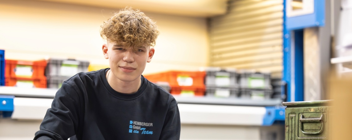 Diashow zum Marktauftritt und zur visuellen Identität des Unternehmens