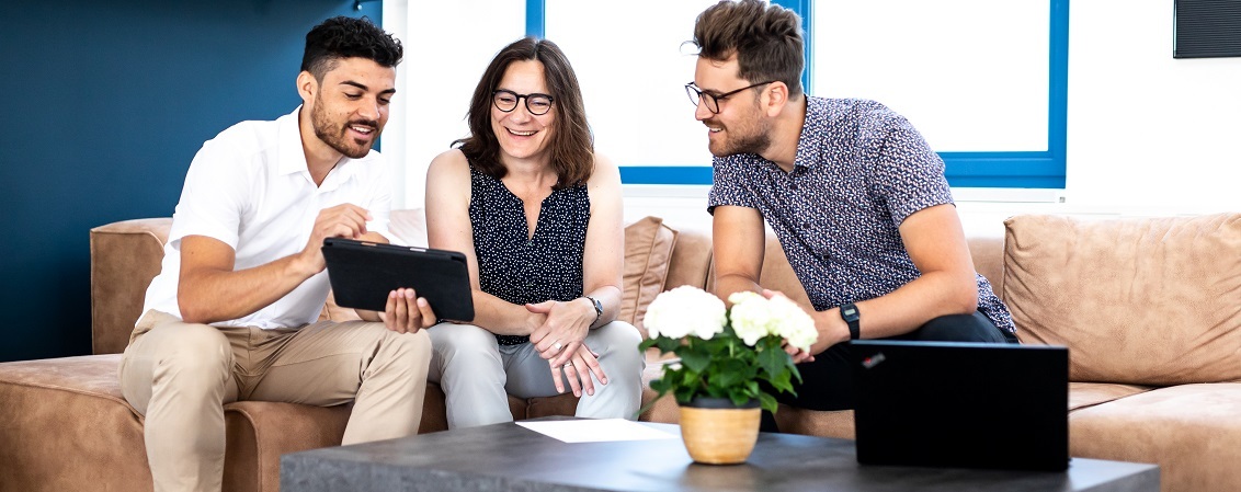 Diashow zum Marktauftritt und zur visuellen Identität des Unternehmens