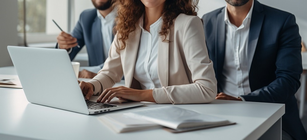 Diashow zum Marktauftritt und zur visuellen Identität des Unternehmens