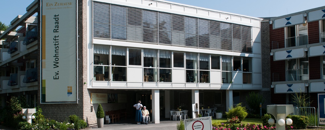 Diashow zum Marktauftritt und zur visuellen Identität des Unternehmens