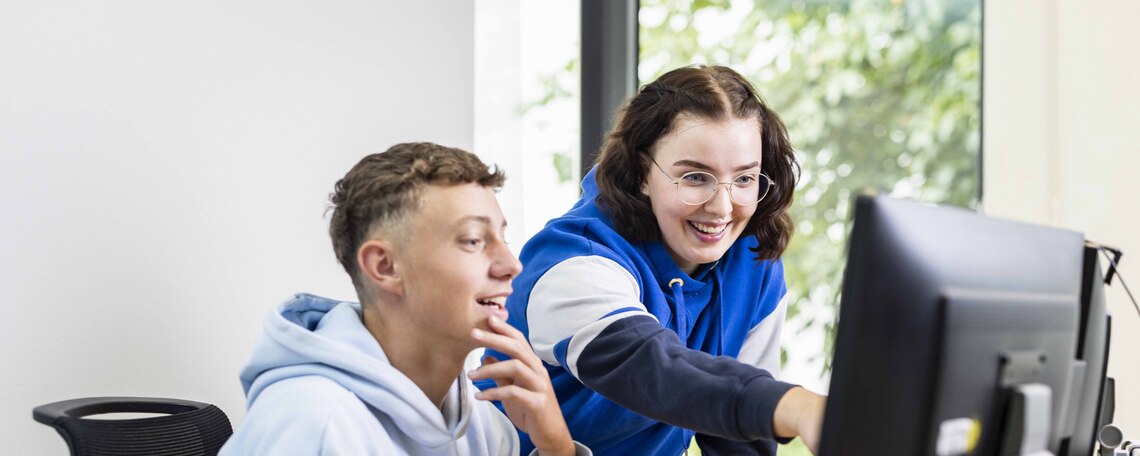 Diashow zum Marktauftritt und zur visuellen Identität des Unternehmens