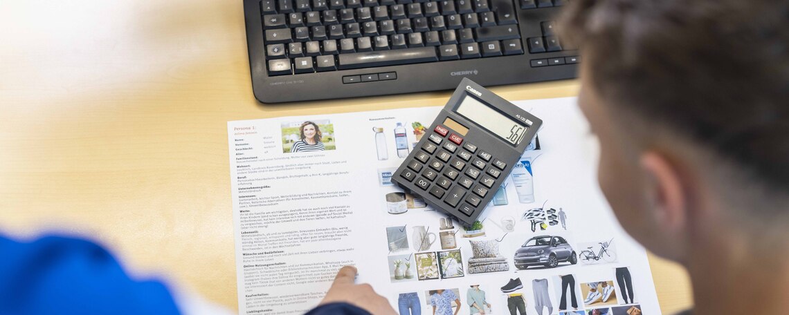 Diashow zum Marktauftritt und zur visuellen Identität des Unternehmens