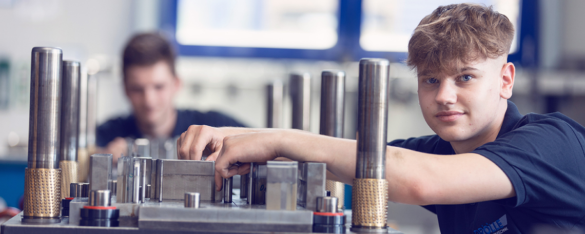 Diashow zum Marktauftritt und zur visuellen Identität des Unternehmens